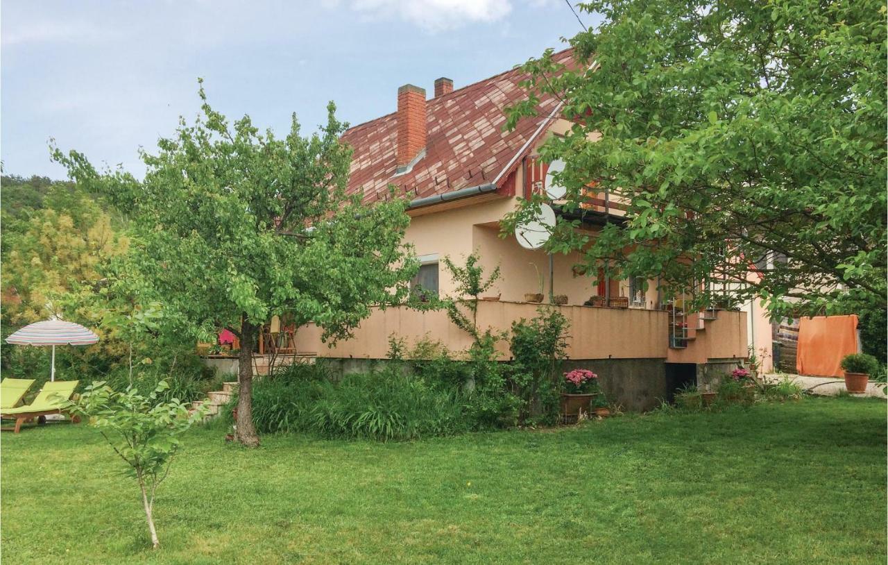 Holiday Home Liszt Ferenc Utca-Vonyarcvashegy Exterior foto